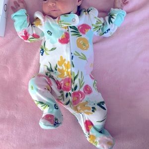 2 newborn Cloud Island onesie. Zip from feet for easy changing!